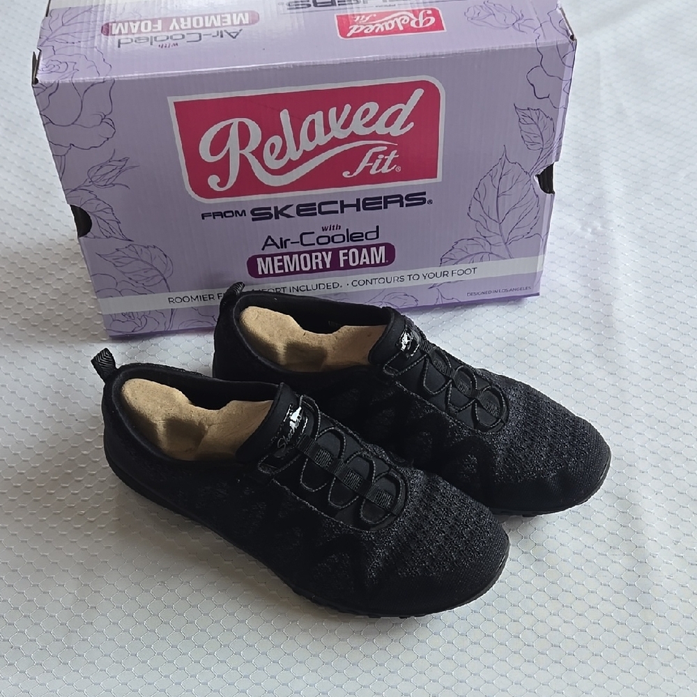 Skechers Relaxed Fit Black Slip-On Gym Shoes